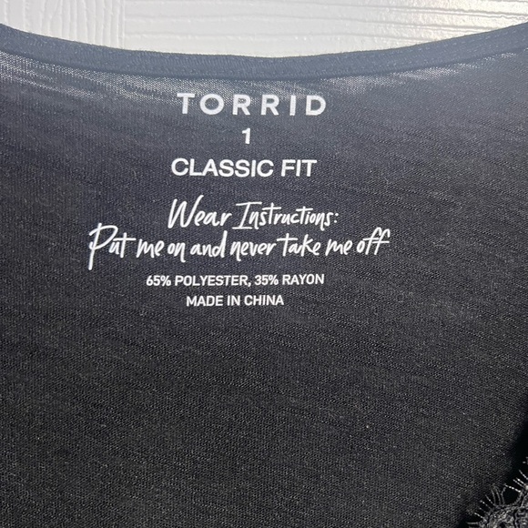 Torrid Black Classic Fit Short Sleeved Top With Lace Accent - Picture 3 of 3
